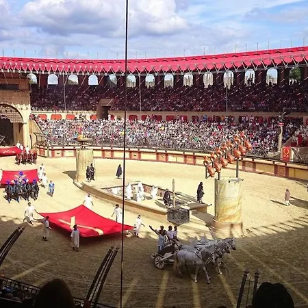 « O'bold'air » A 30minutes Du Puy Du Fou